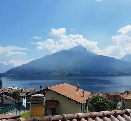 Casa Zaira & Claudio * Pianello Del Lario